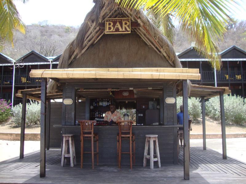 Tamarind Beach Hotel & Yacht Club Charlestown Extérieur photo